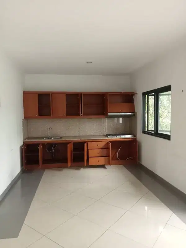 Rumah Kontrak Bagus di Lebak Bulus