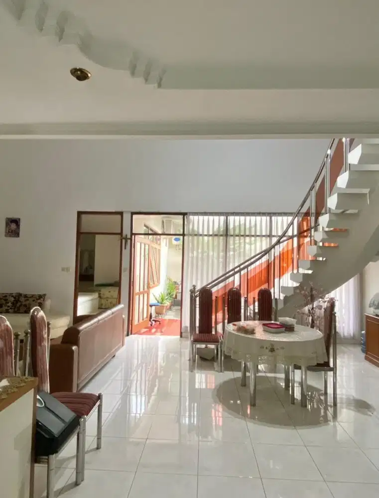 Dijual Rumah terawat siap huni di Taman Mutiara, Cimahi