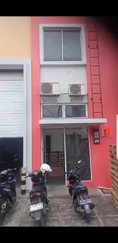 Gudang Sedayu Cakung Murah 2 Lantai Sudah Ada AC dan Kantor