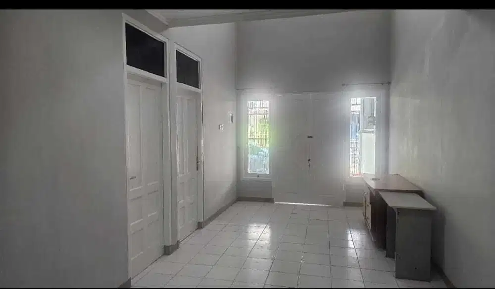 DIJUAL/DISEWAKAN RUMAH CITRA 3 BARU RENOVASI 1,5LANTAI JAKARTA BARAT