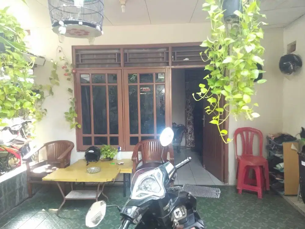 Dijual Rumah Daerah Tanah Abang (Cocok utk kostan, Gudang)