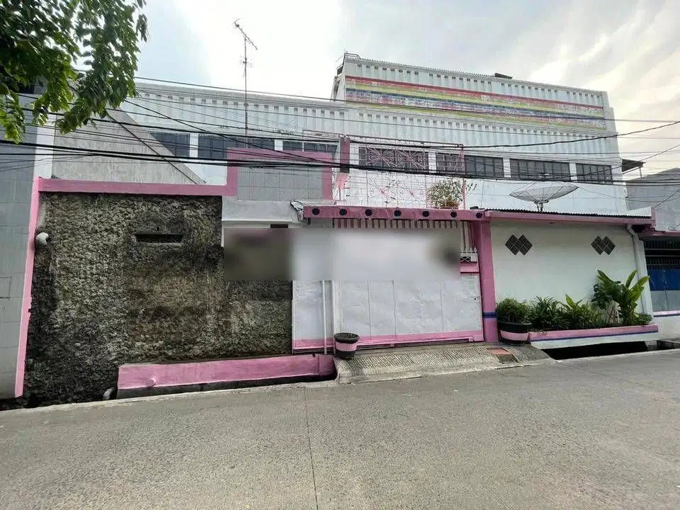 Rumah Pademangan Barat Jalan Satria Layak Huni