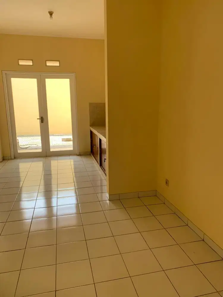 Dijual Rumah nyaman di Cluster Grande Kopo