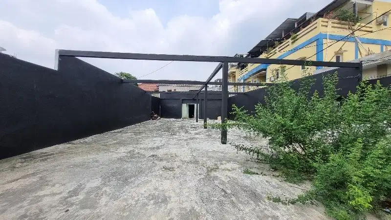 KAVLING & GUDANG STRATEGIS DI JALAN DURI KOSAMBI RAYA ZONA KOMERSIAL