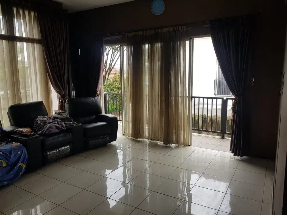 DIJUAL RUMAH DI KOTA BARU PARAHYANGAN