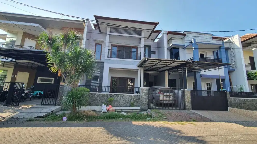 Galaxy Bumi permai 2 (araya tahap 2) siap huni dkt Petra,MERR,Klampis,Manyar,galaxy mal