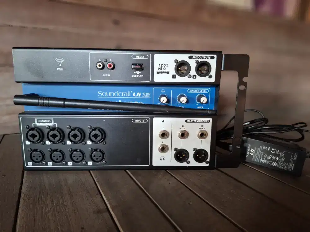 Mixer digital Soundcraft ui12