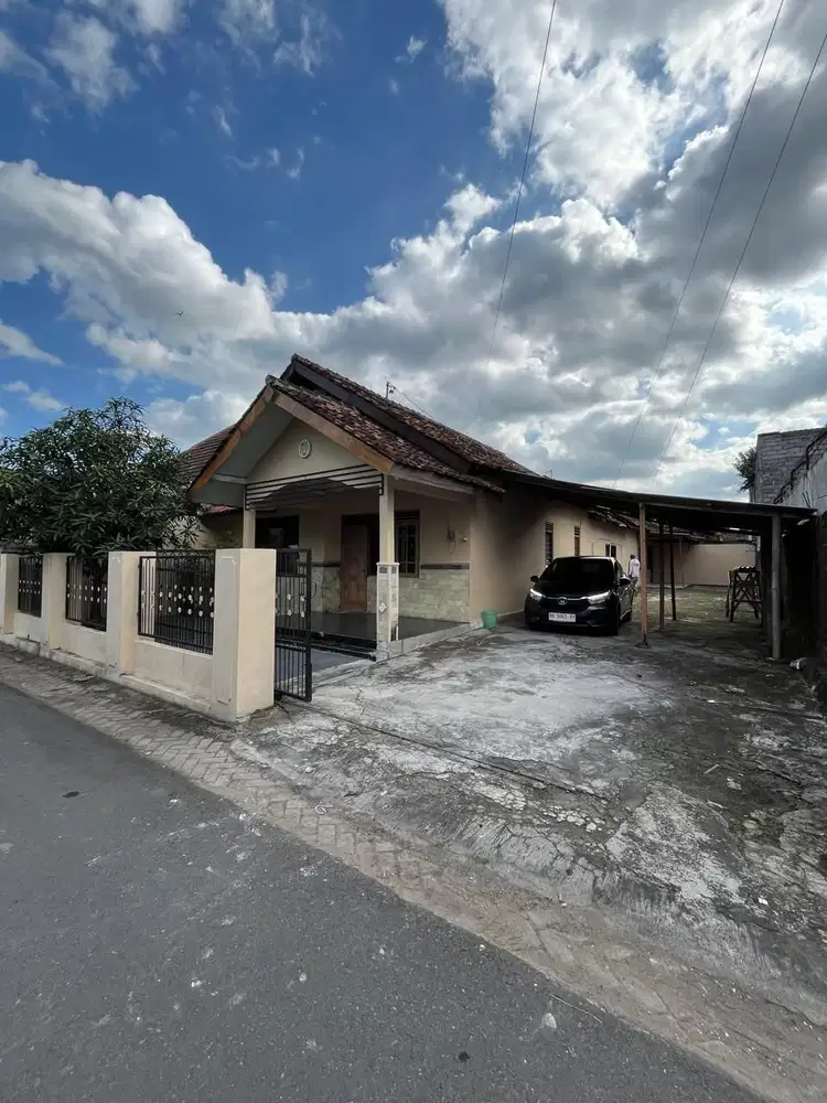 Rumah Disewakan dekat UPN/AMIKOM dan Instiper Selatan Ringroad