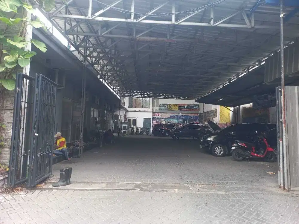 Disewakan gudang siap pakai raya wiyung lokasi strategis