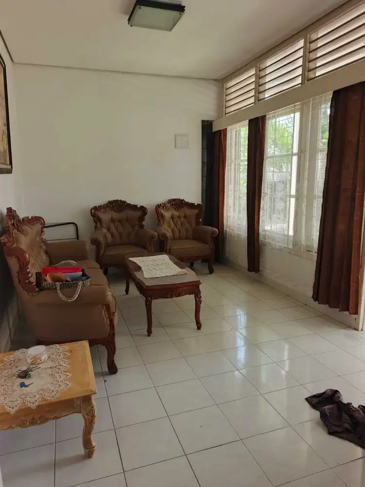 Disewakan Rumah di Rawamangun Bagus Posisi hook