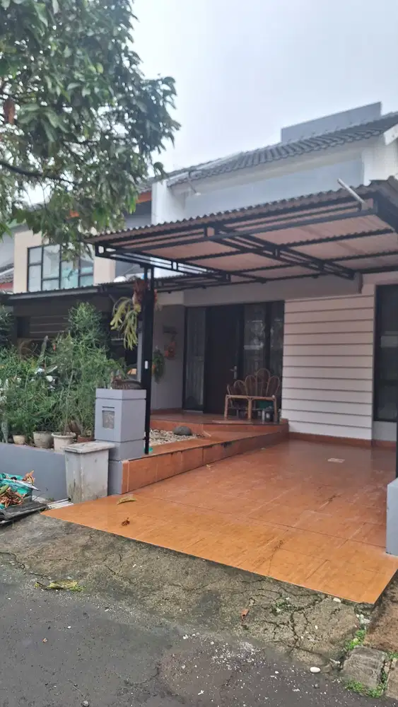Rumah 1.5 lantai Rapi lokasi Graha Raya Bintaro