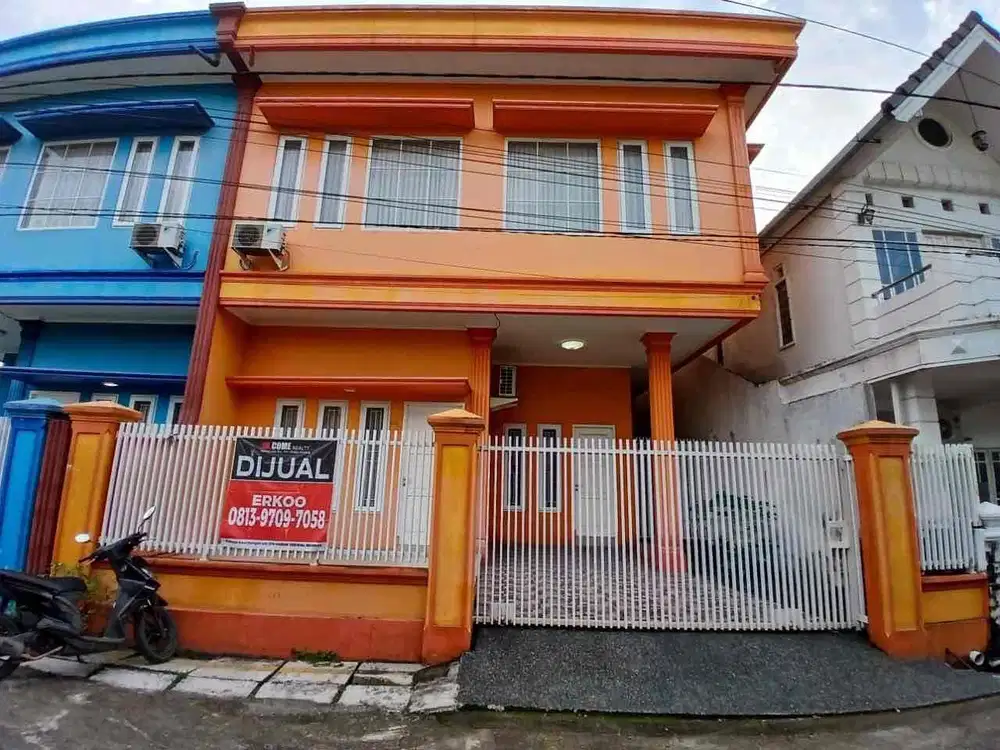 Dijual Murah rumah 2 lantai di PHDM 12