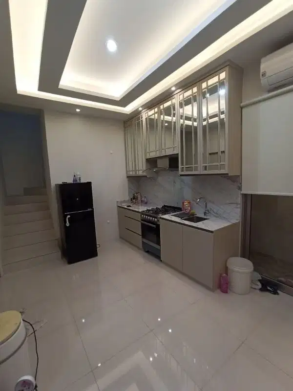 Greenland Garbera Menganti Gresik