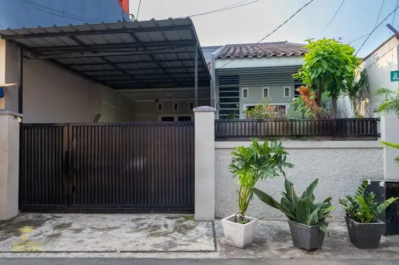 Rumah Cantik Minimalis Siap Huni Tanah Lega dekat SMA 47 Jaksel