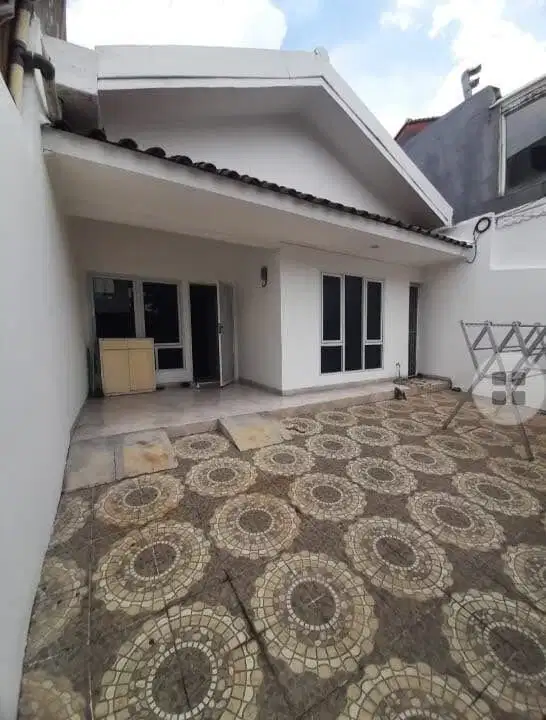 Rumah Bangunan Baru Di Kramat Kwitang Senen Jakarta Pusat