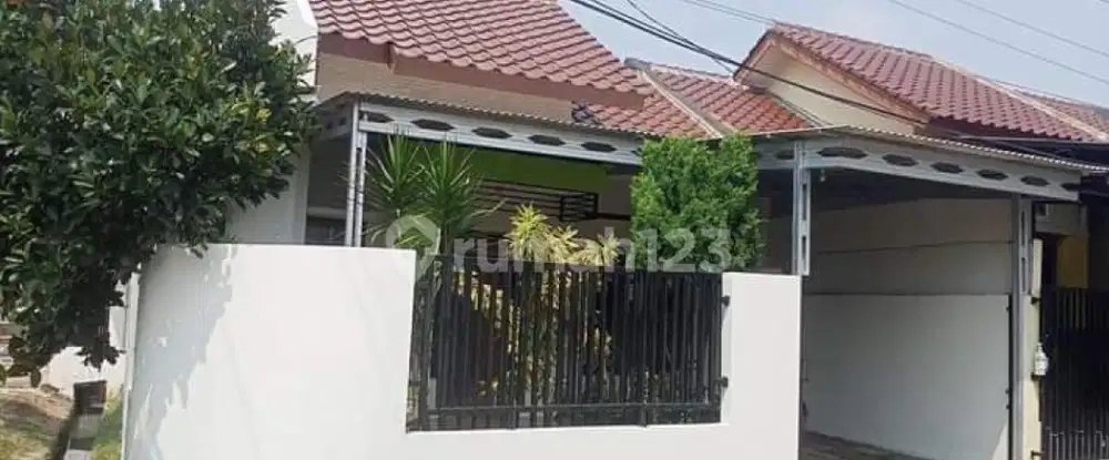 Rumah Rapih Siap Huni di Perumahan Simprug Poris Cipondoh