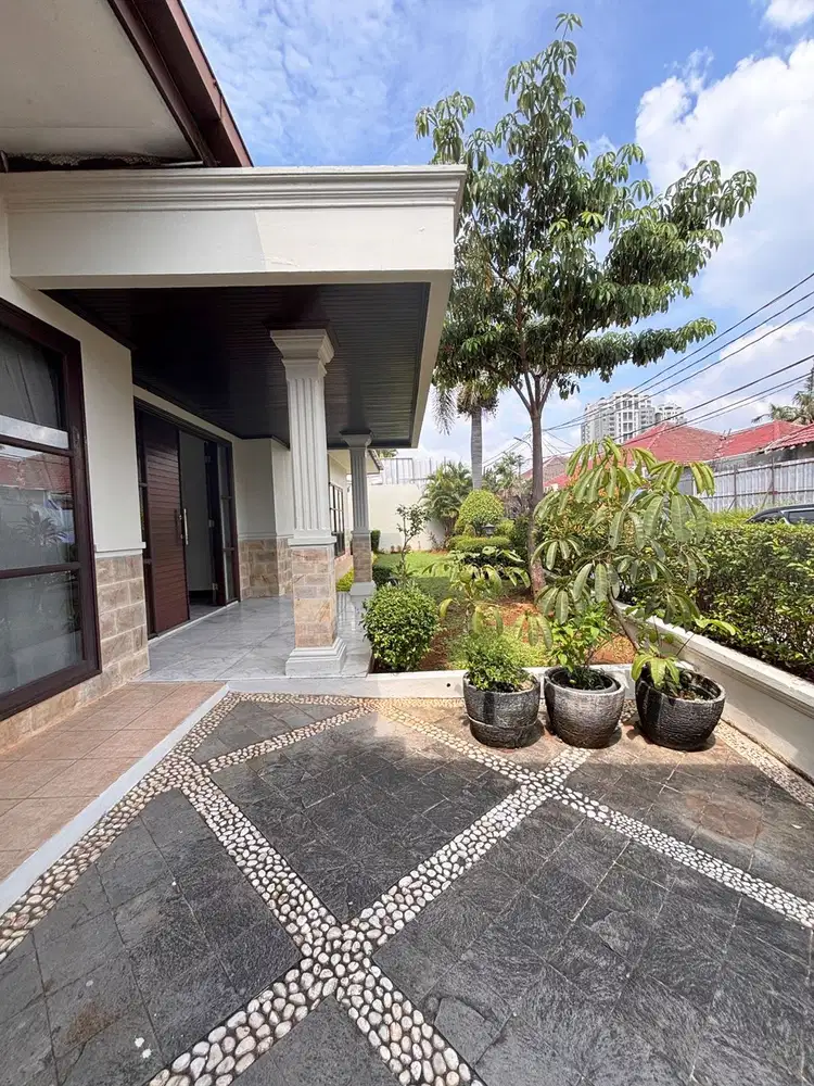 Di Jual Rumah Mewah Siap Huni Dekat MRT Hj Nawi Gandaria