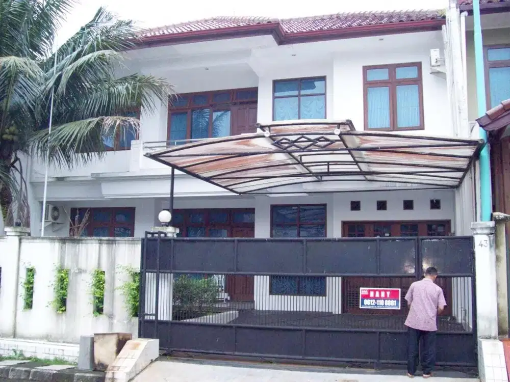 disewakan rumah 2 lantai di vip bogor furnish