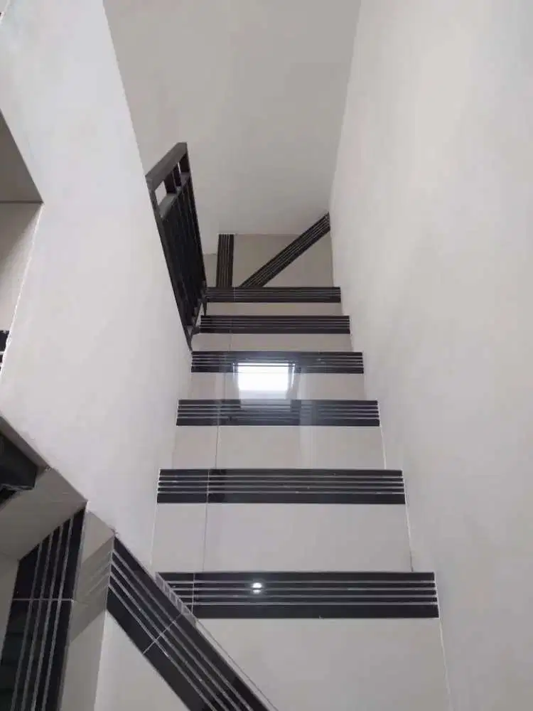 Rumah Bagus Strategis paling Laris Di kota Depok