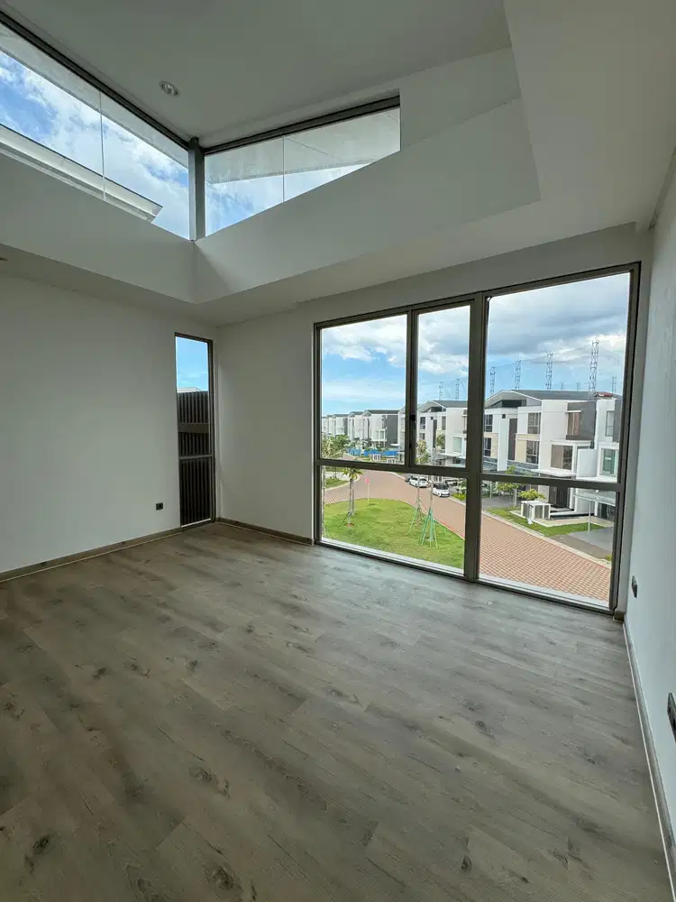 DIJUAL murah rumah Golf Island, PIK. Cluster Mozart. Harga termurah