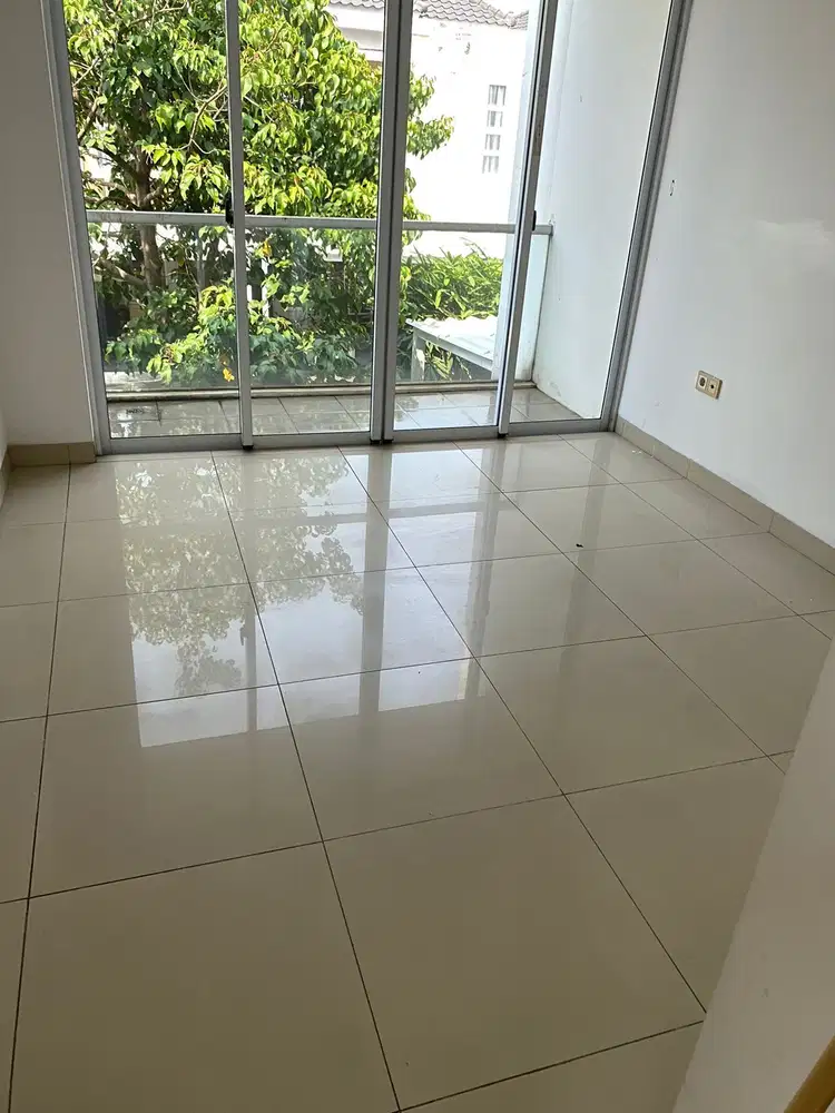 Disewakan Rumah Green Lake City Australia 8x15m, Rp.68jt/th