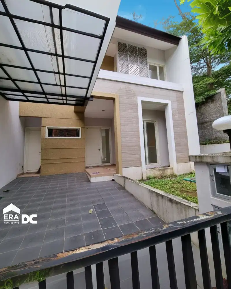 Rumah Bagus Kawasan Elite Candi Golf Semarang