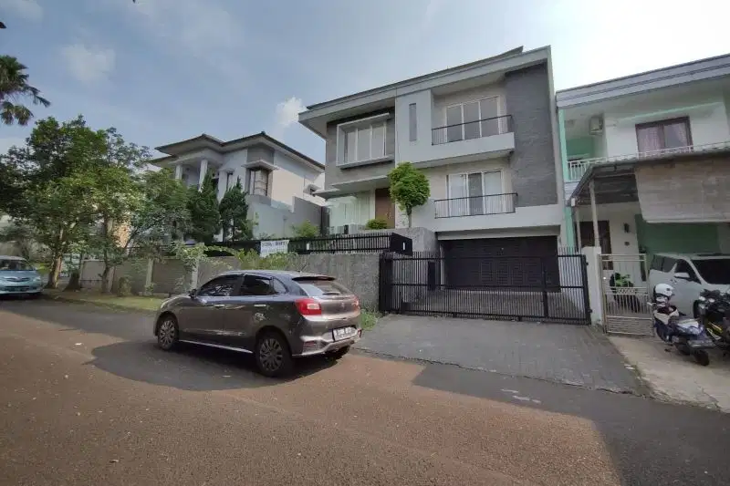 Rumah 3 lantai, Bogor Nirwana Residence