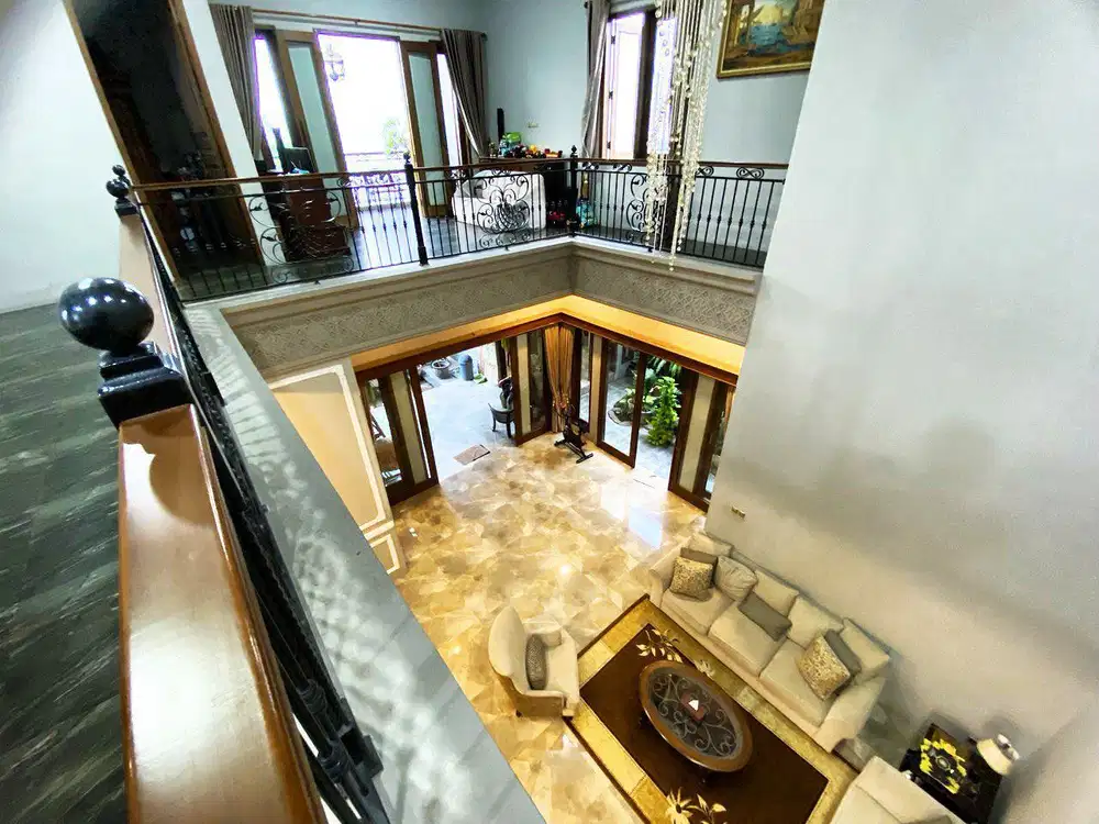 Rumah mewah serengan solo bonus furnish komplit