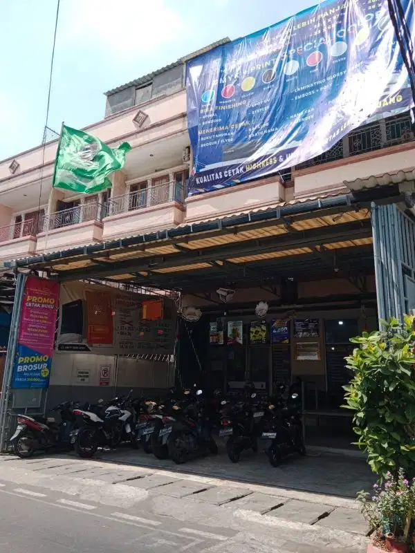 Ruko Gandeng 4 Lantai 9x30 Jl Kalibaru Timur Bungur Senen hadap Utara