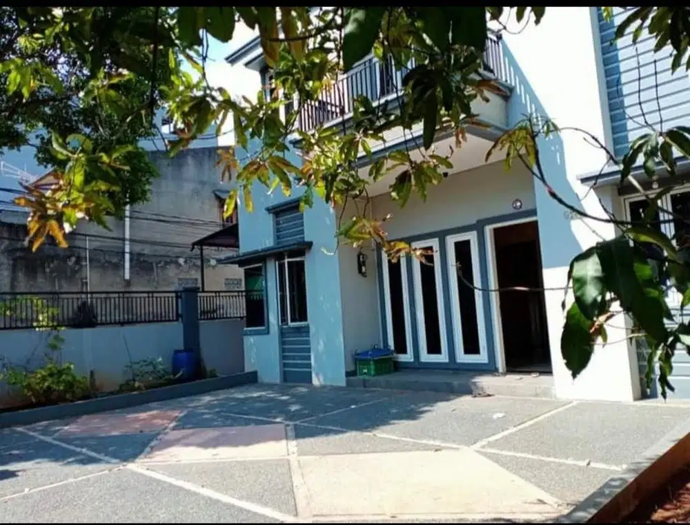 Dijual Rumah dipinggir jln Jemb.Gambang 2 Jak.Utara