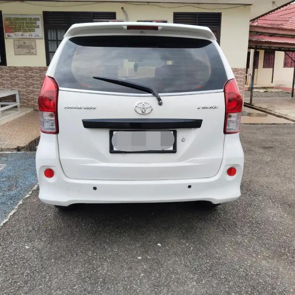 Dijual Avanza Veloz 2012