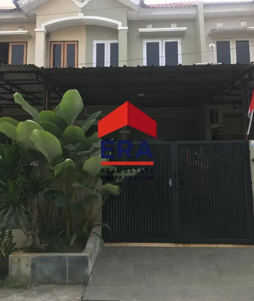 Rumah 2 Lantai Minimalis Jakarta Barat Dekat Green Lake! Murah!!