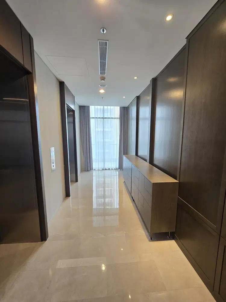 For Rent Verde Two Apartment 4BR 460sqm Combine Unit