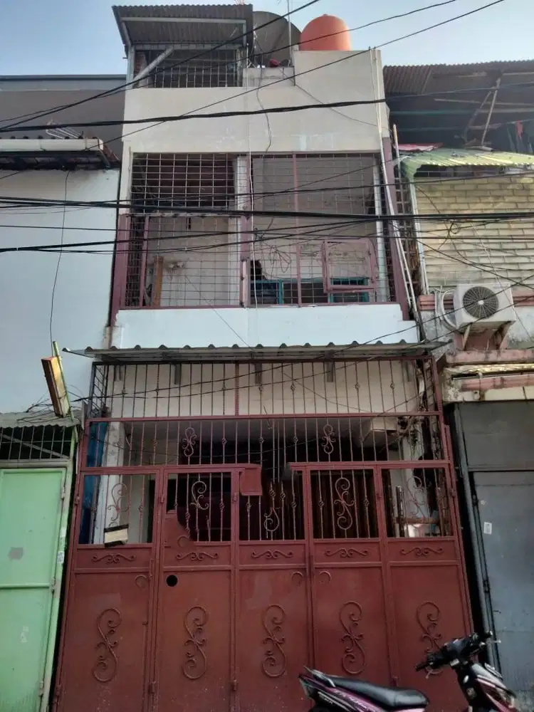 DIJUAL RUMAH KAWASAN ANGKE JAYA DEKAT DENGAN SEASON CITY