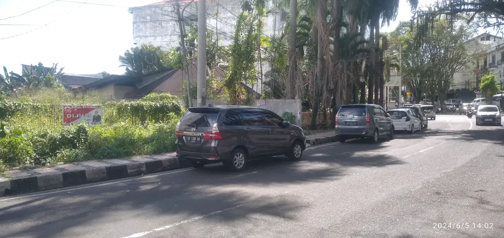 Dijual tanah di Tanjung Batu Jln Sam Ratulangi