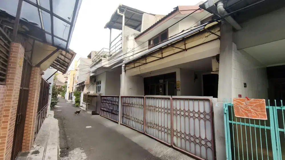 RUMAH TANJUNG DUREN 2 LANTAI DEKAT TAMAN DAN BEBAS BANJIR