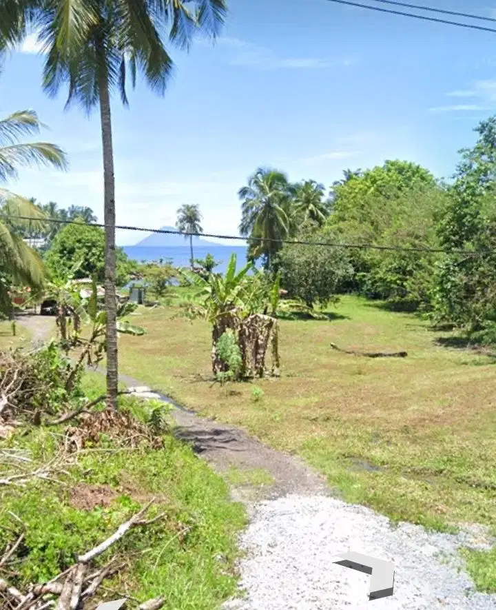 Dijual tanah di pinggir pantai Mangatasik Tombariri