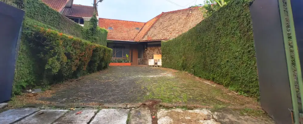 Dijual Rumah Lama Terawat Di Sayap Riau