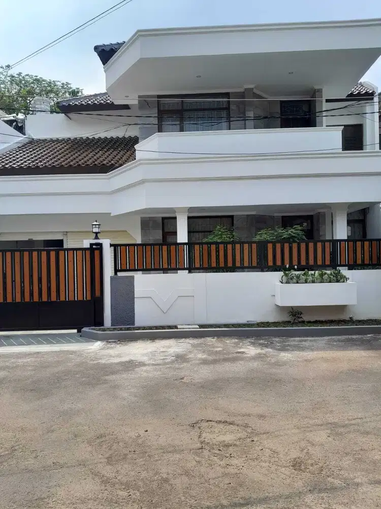 Rumah Disewa Antasari Executive Paradise 3br uk276m2 Cilandak, Jaksel