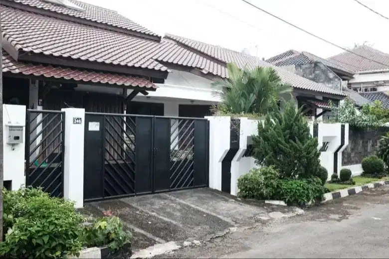 Dijual Cepat Rumah Siap Huni - Cinere, Depok