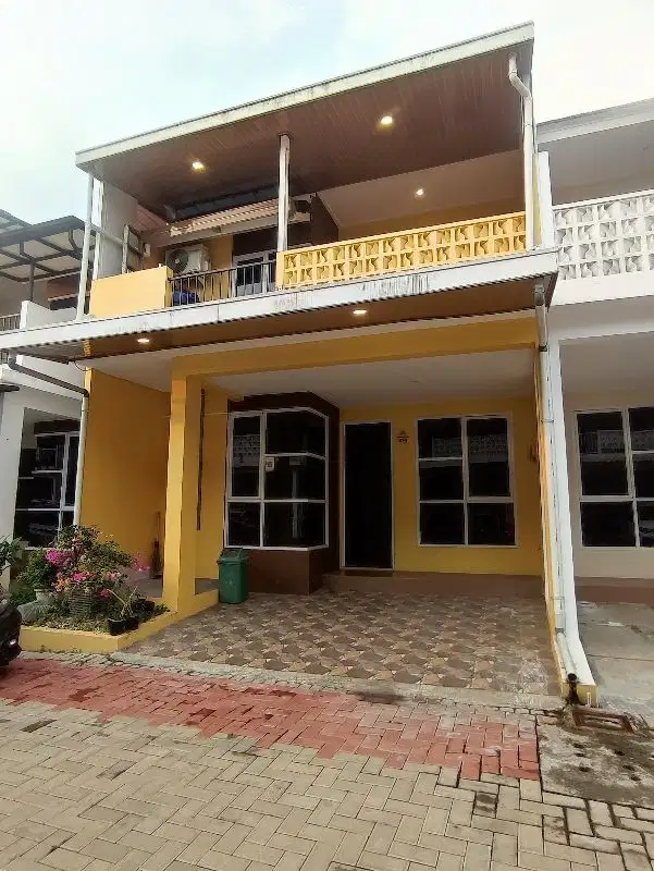 Rumah Siap Huni 2 lantai di Aryana Karawaci Curug