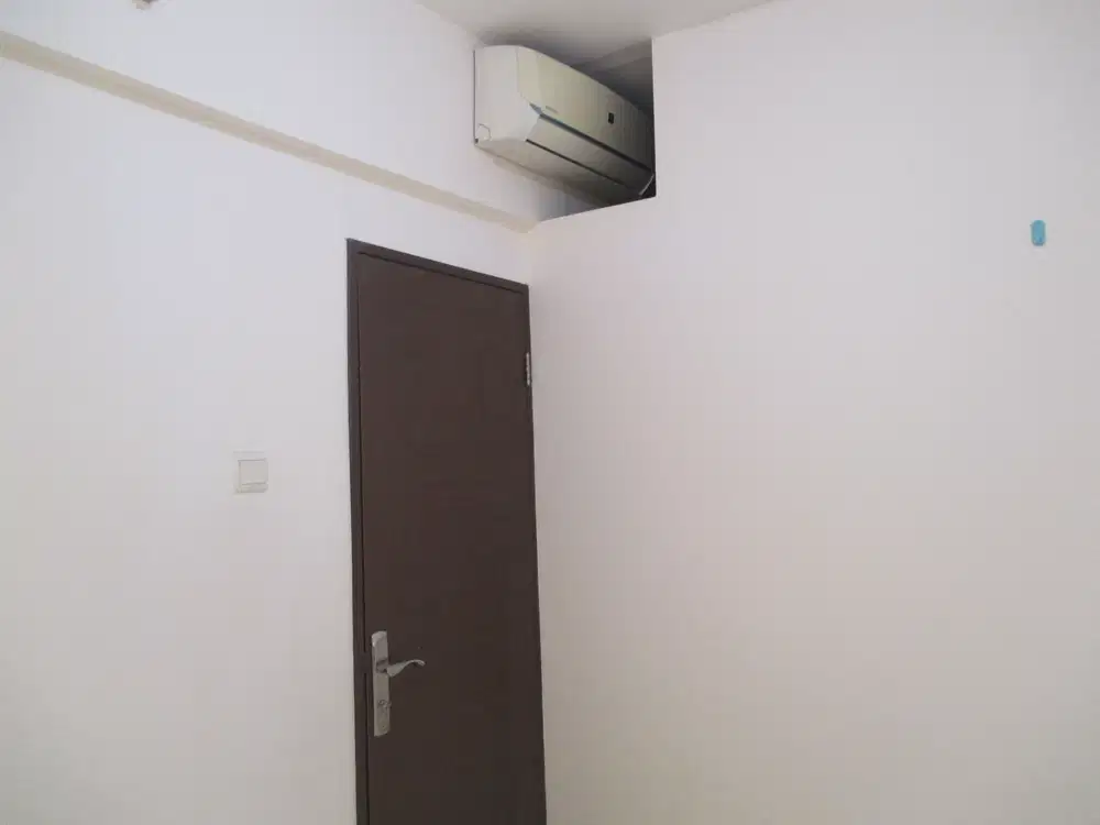 sewakan Tahunan Apartemen puri park view kosongan 1 AC