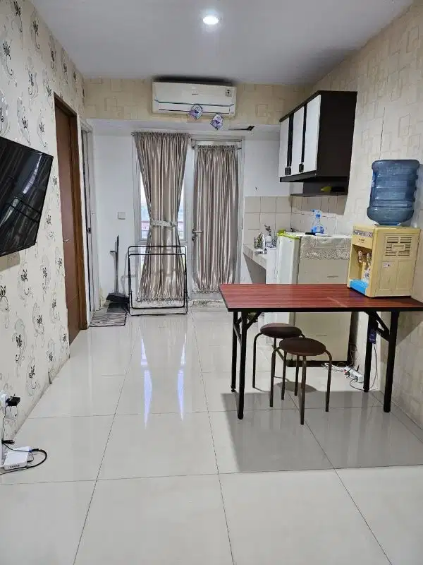 Apartemen Furnished 2 BR di The Oak Tower Pulogadung Jakarta Timur