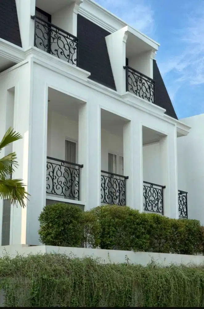 Dijual Rumah cantik di Cluster Joglo Kembangan Furnish ada Swim Pool