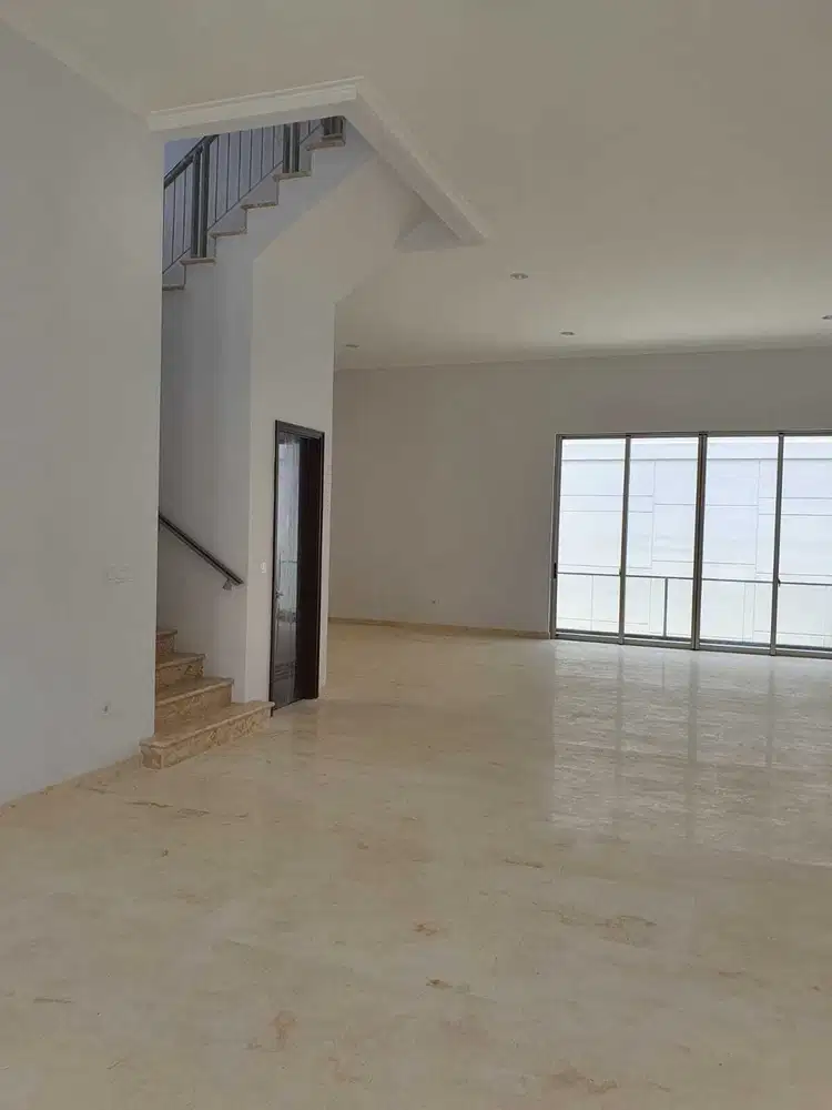 jual rumah golf island PIK uk 12x25m standard kosongan