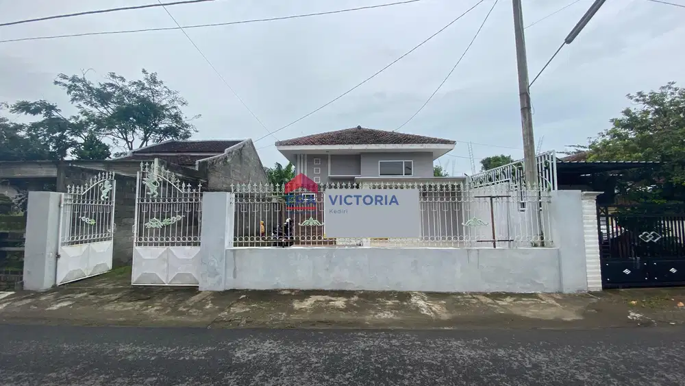 Disewakan Rumah Dekat SMPN 9 Kota Kediri