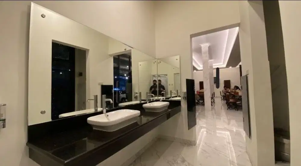 Di jual di sewakan tempat usaha tubagus ismail kuliner cafe,kantor