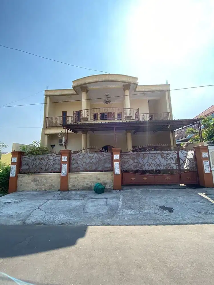 Rumah 2Lt Bagus Siap Huni Strategis Tengah Kota Karanganyar