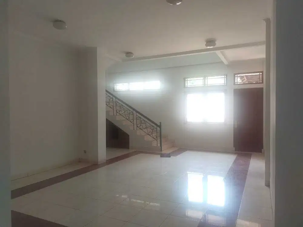 Disewakan Rumah di Jl. Ir. H. Juanda, Dago