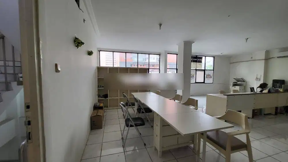 Ruko Gandeng Di Matraman Jakarta Timur